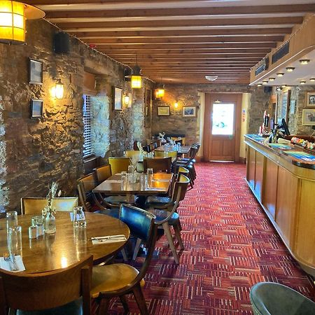 The Britannia Inn & Waves Restaurant St Austell Exterior photo